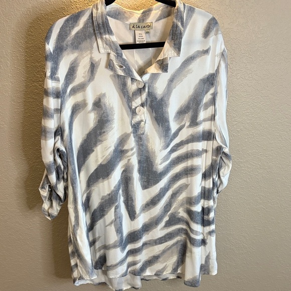 A La Carte Tops - A La Carte Tunic top/ Size XXL